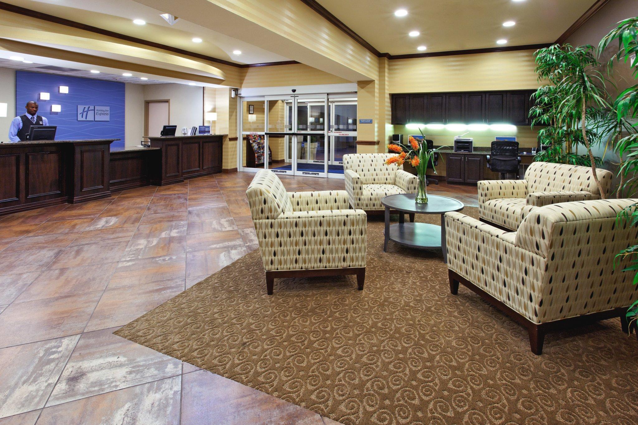 Holiday Inn Express Hotel & Suites Cleburne By Ihg Экстерьер фото